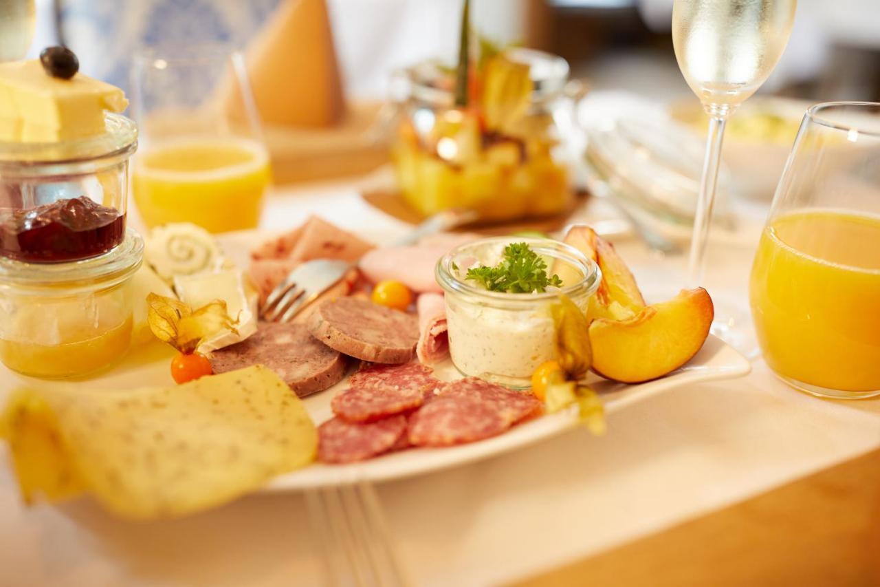 Hotel Landgraf 슈발름슈타트 외부 사진